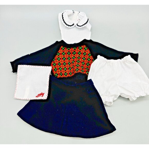American Girl Historical Doll Molly McIntire WWII Meet Outfit 18 inch 2013 - Picture 13 of 16